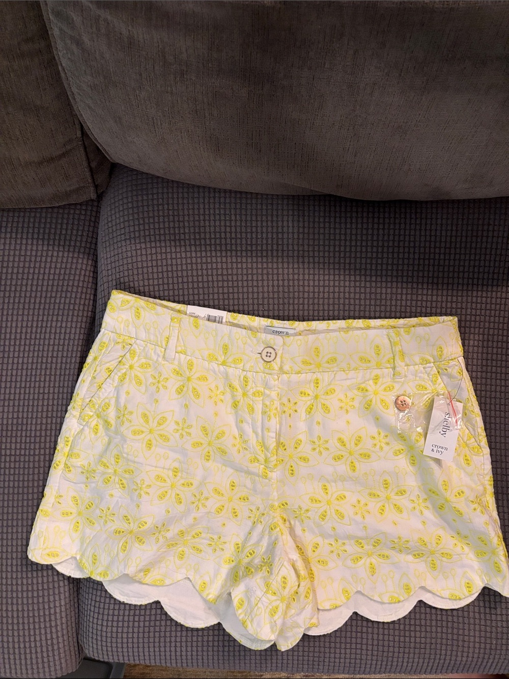 NWT Shorts 12 Tulip Scalloped Hem Pointelle Eyelet Cotton Crown & Ivy